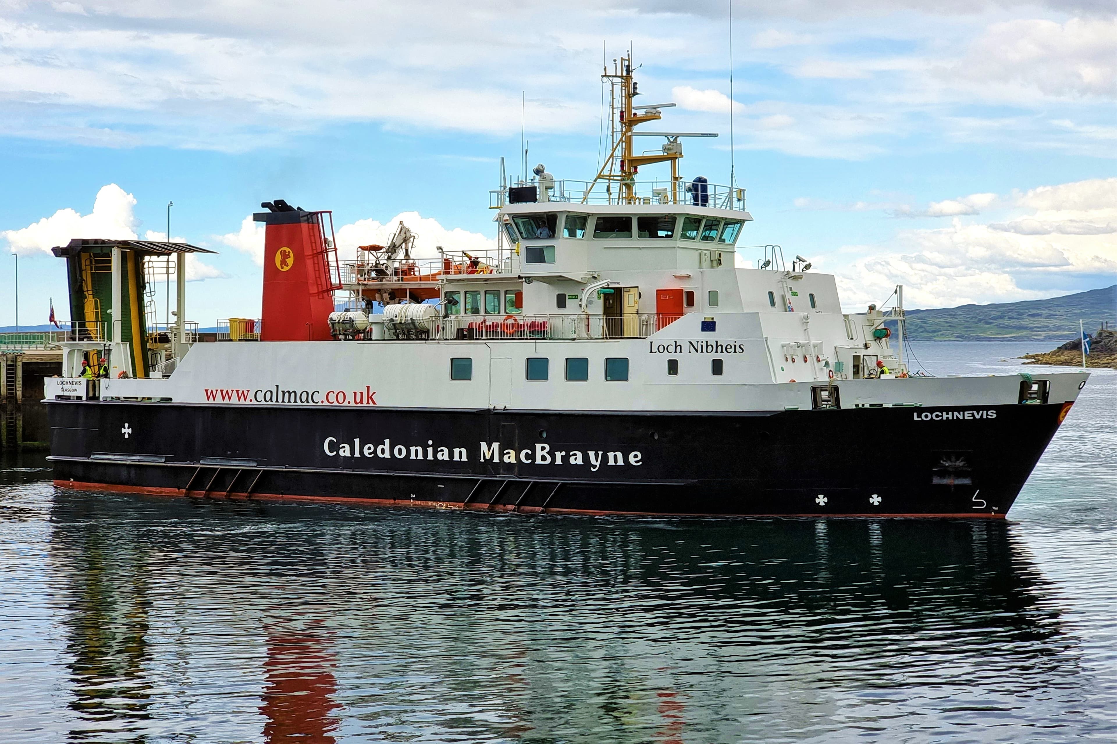 MV Lochnevis
